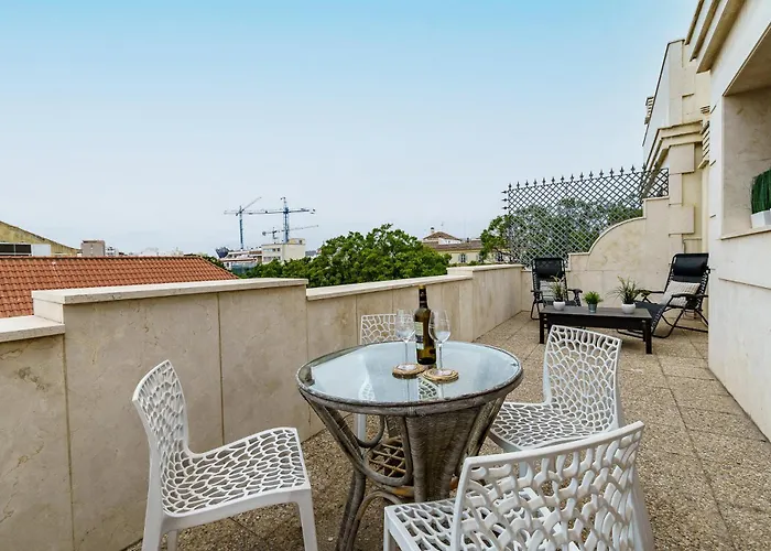 Malagasuite Centre With Terrace * מאלגה