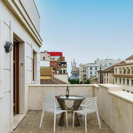 Malagasuite Centre With Terrace מאלגה